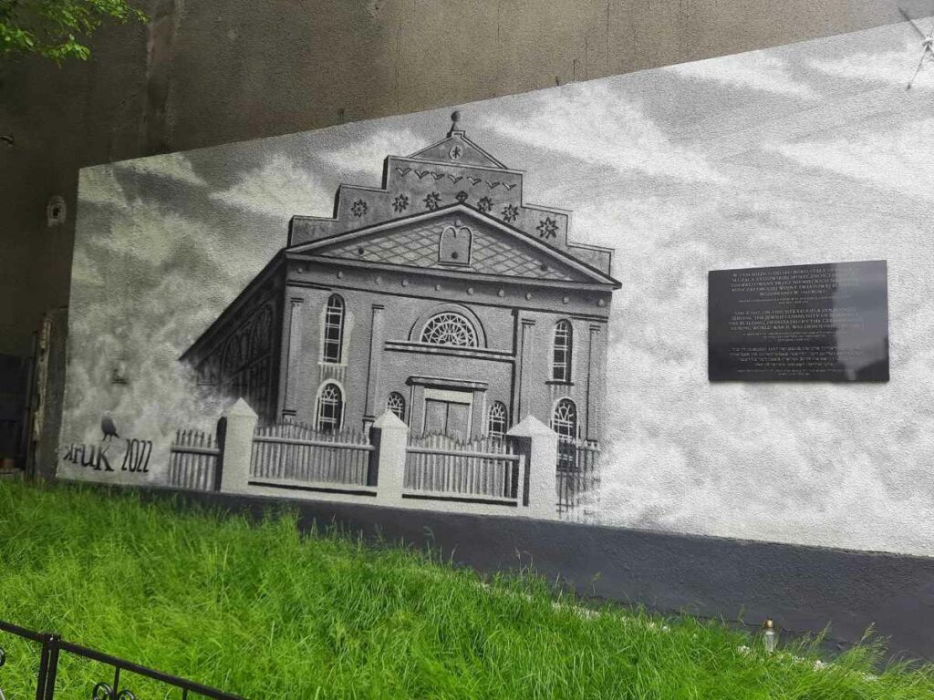 gra miejska mural